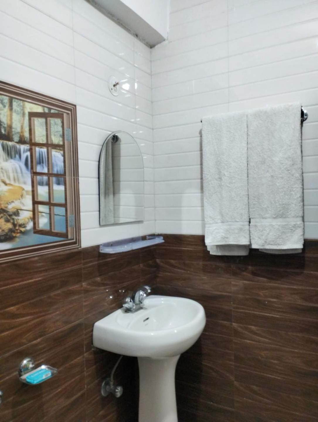 Verma Guest House 다람샬라 외부 사진
